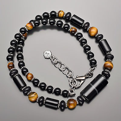 ������� Чокеры Rico La Cara- Чокер из бусин черного перламутра, агата, тигрового глаза Rico la Cara 7150