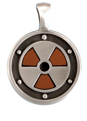������� Кулоны Leather- Nuclear 